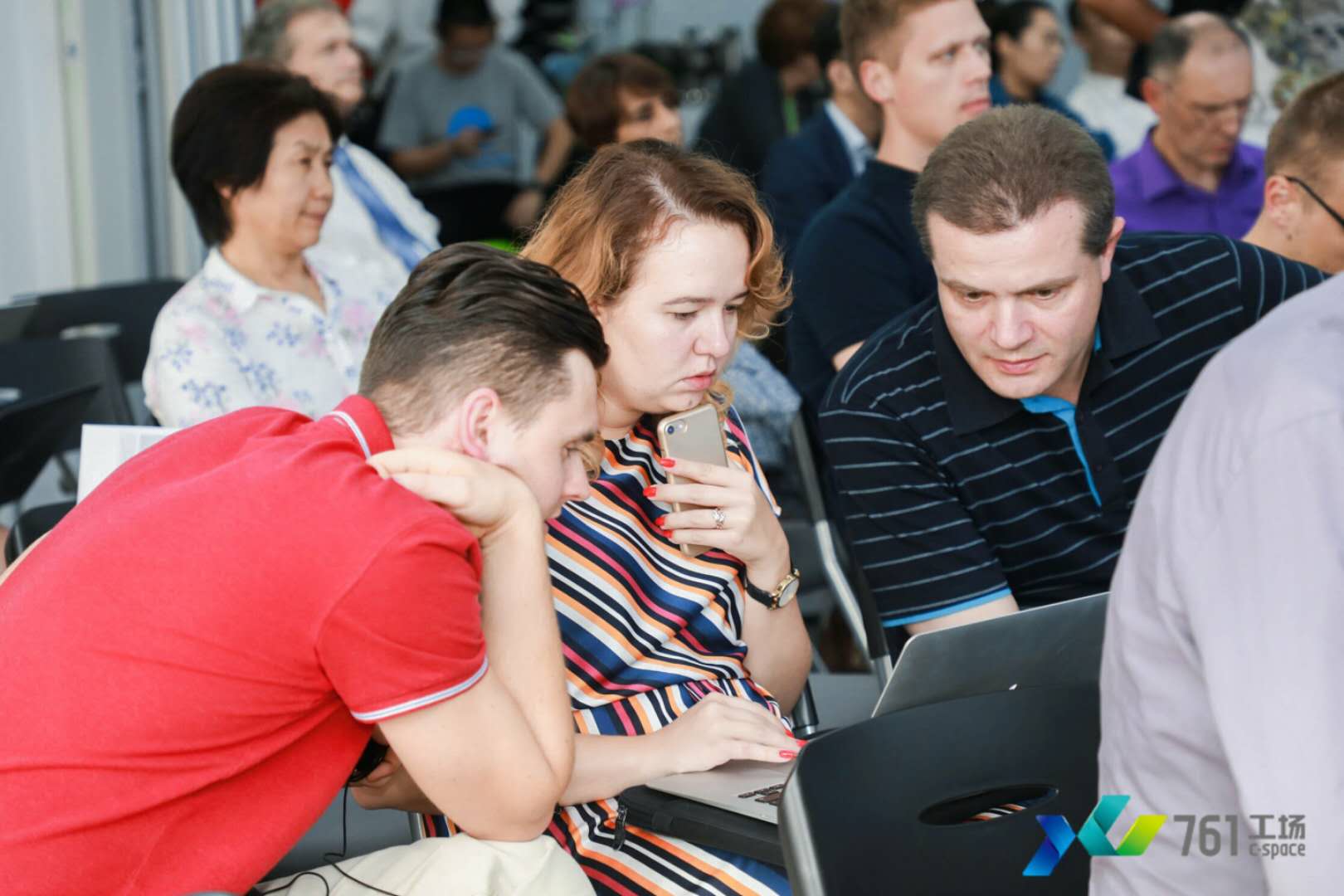 飛鳥創(chuàng)意活動策劃案例 | 北廣集團(tuán)·761工場國際科技創(chuàng)新合作日暨戰(zhàn)略簽約儀式 飛鳥創(chuàng)意活動策劃案例 | 北廣集團(tuán)·761工場國際科技創(chuàng)新合作日暨戰(zhàn)略簽約儀式