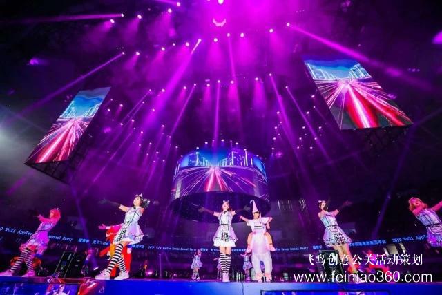 把年會(huì)放橫店，舉辦“維密秀”，醫(yī)藥圈都是這樣開年會(huì)的。