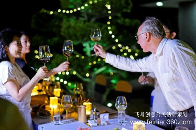 格力地產(chǎn)：這個夏天，帶你去看一場“高卡司”的海島年會